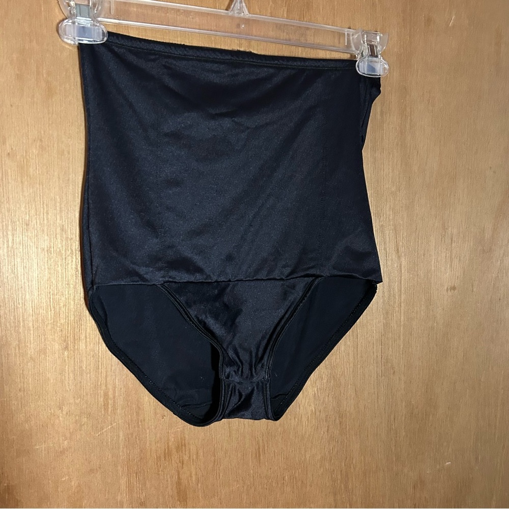 Soma Black High-Waist Shape-wear panties. Size 2XL